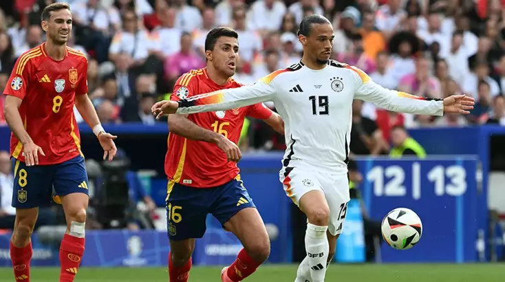 İspanya Almanya maç özeti ve gollerin videosu: 2-1