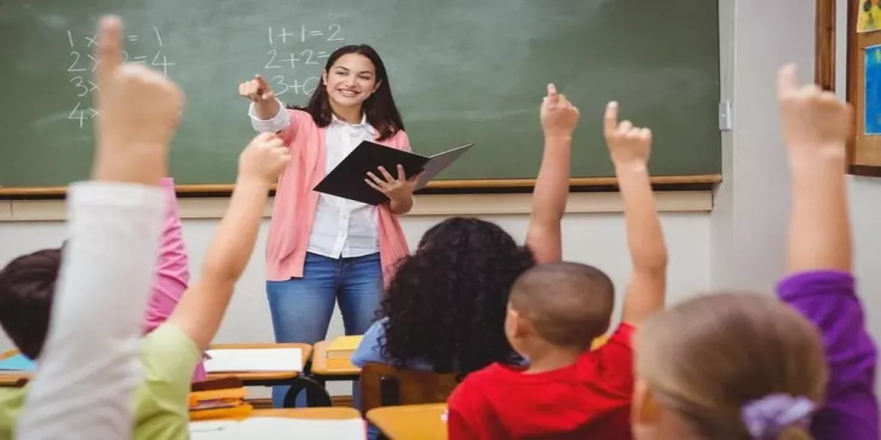 Son Dakika: Uzman Öğretmenlik Süresi Tekrar Değişiyor!
